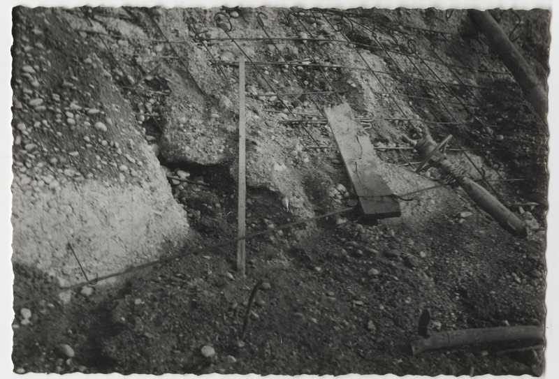 Fiume Isonzo, Gorizia. Opere di sbarramento in costruzione. Formazione della platea. Particolare dello scavo